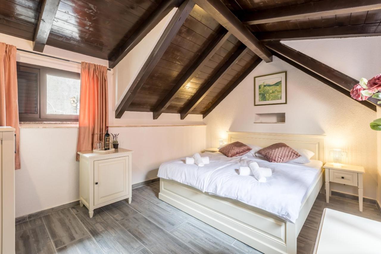 Old Town B&B Rooms Matusko Split Eksteriør billede