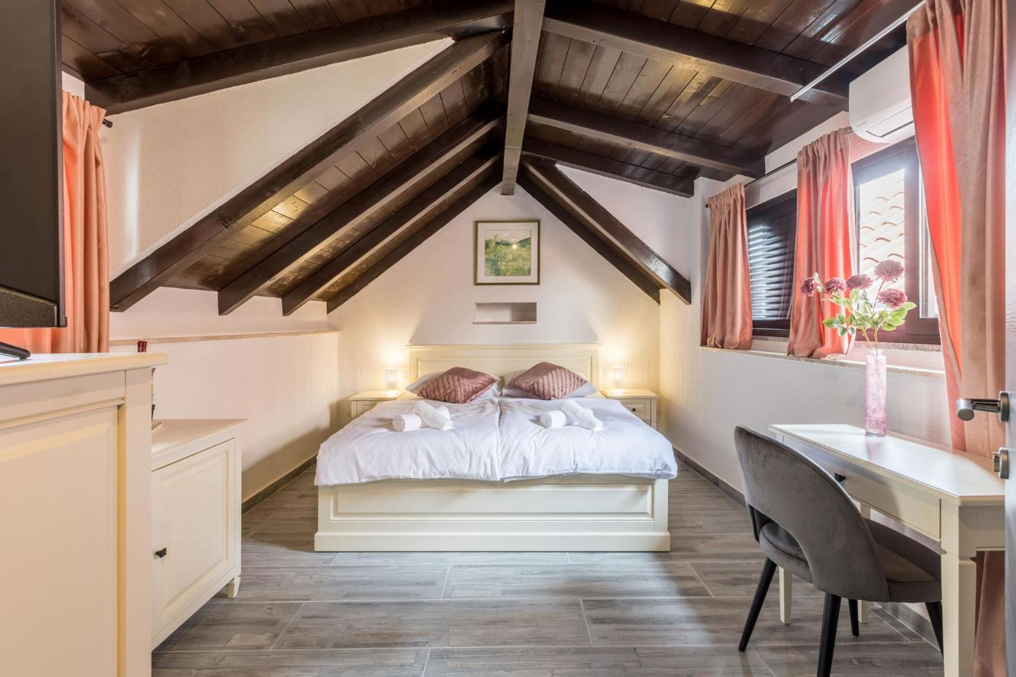 Old Town B&B Rooms Matusko Split Eksteriør billede